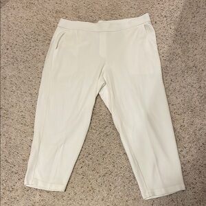 NWOT Eileen Fisher White Cropped Pants - L